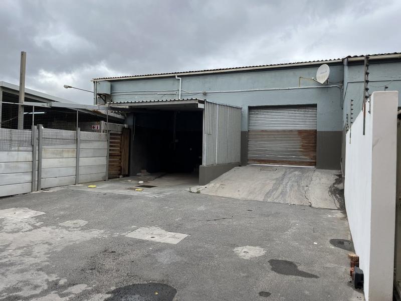 To Let commercial Property for Rent in Paarden Eiland Western Cape